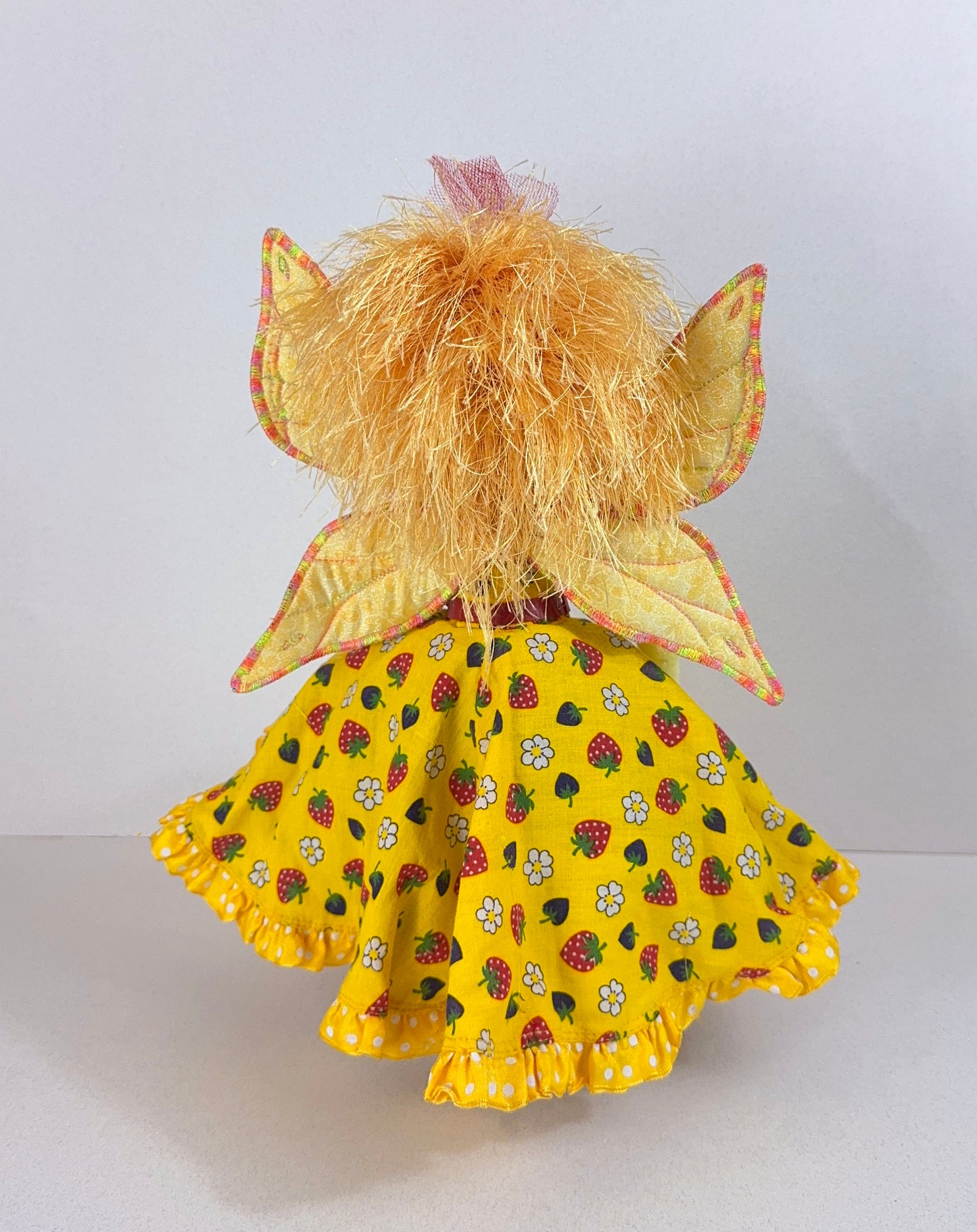 Buttercup - A Crayon Fairy